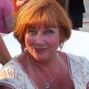 Meet your Posher, Beverly